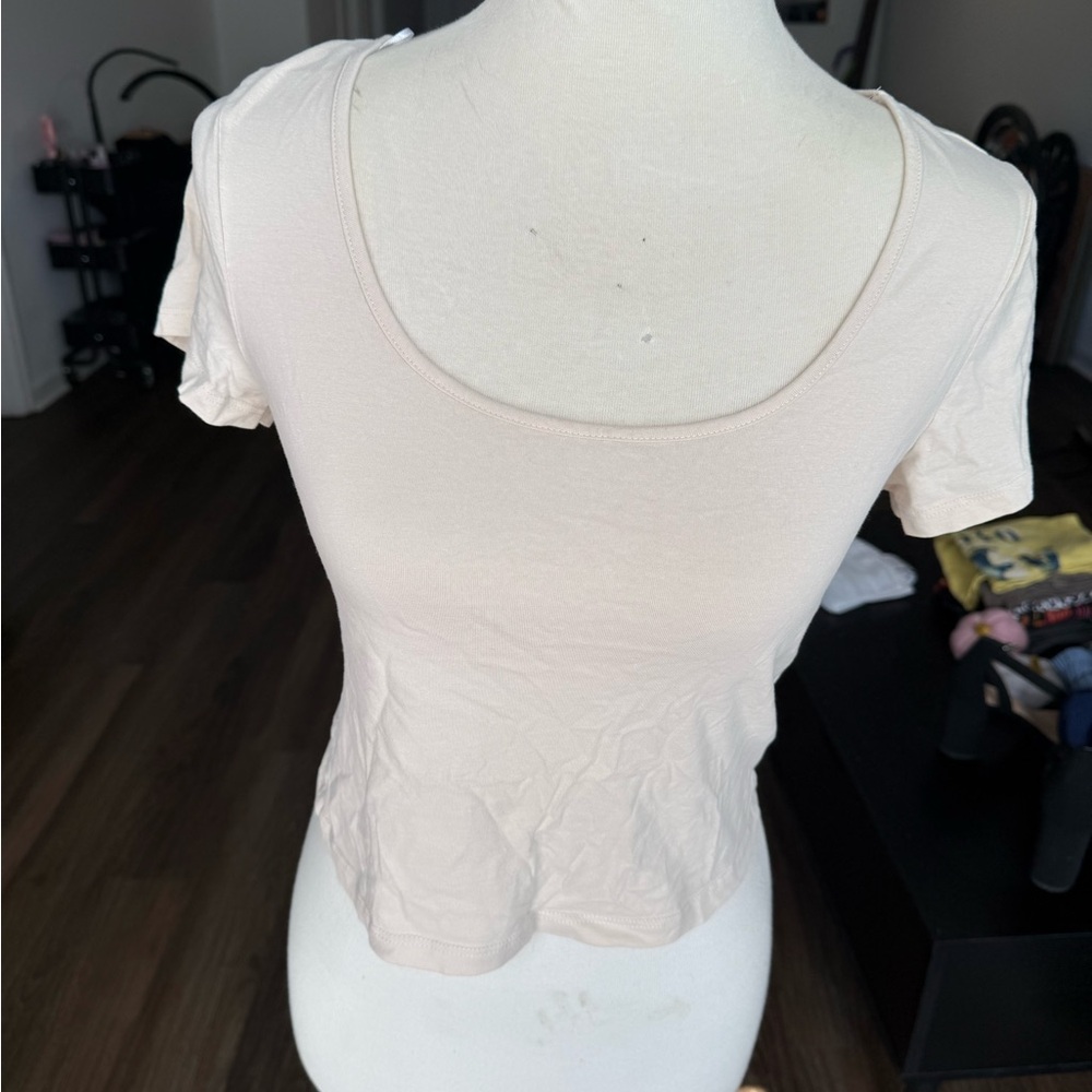 H&M Cream Crop Top